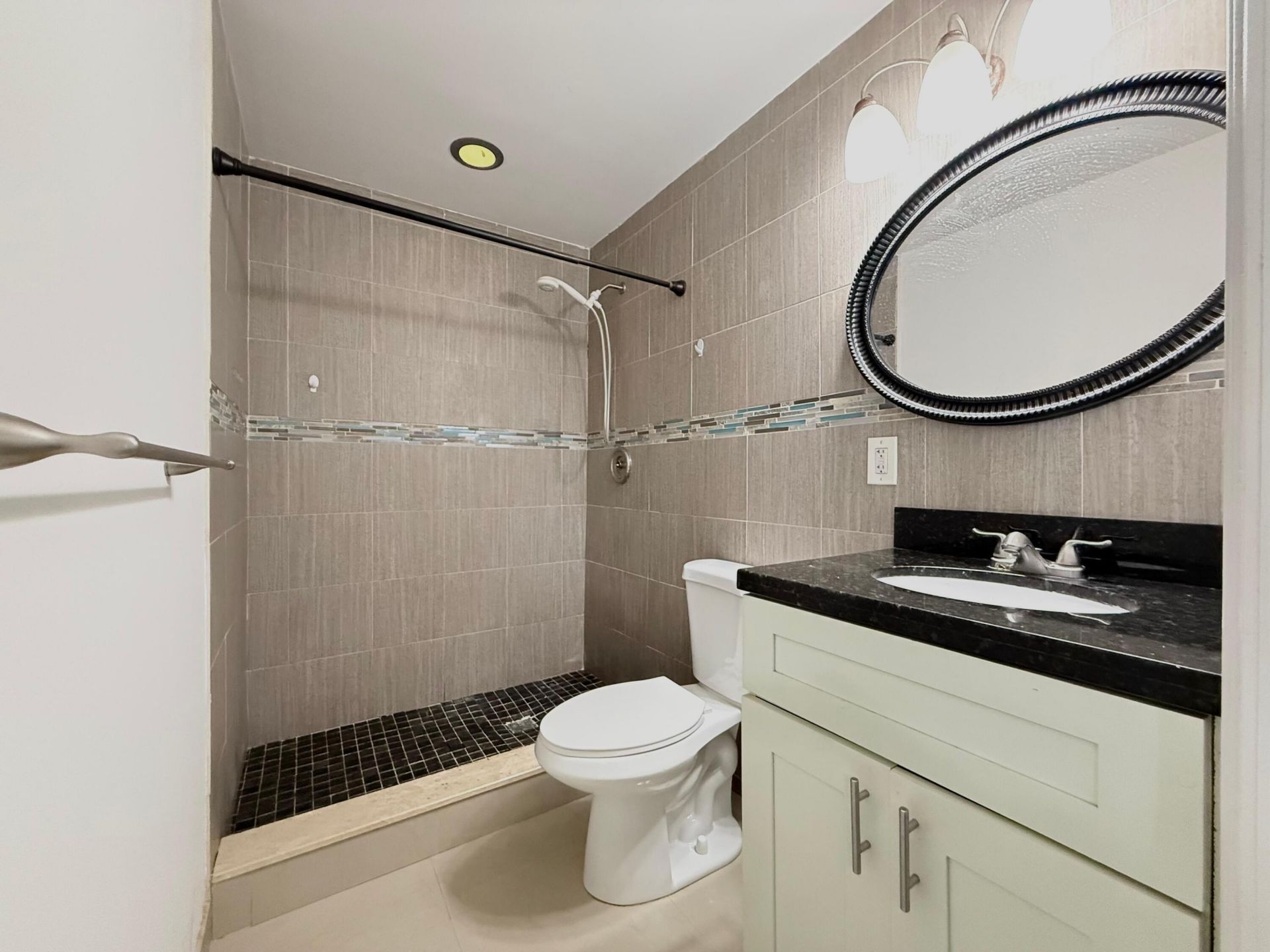 815 Upland Road, Unit 7, West Palm Beach, FL 33401 Photo