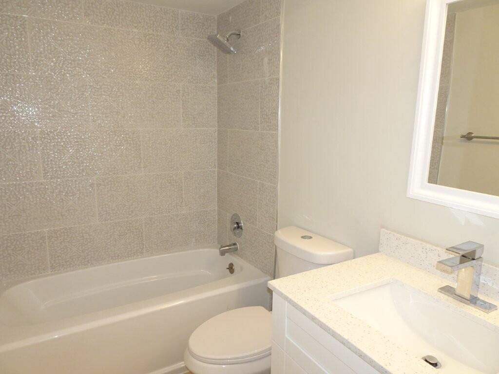 350 Club Circle, Unit 105, Boca Raton, FL 33487 Photo