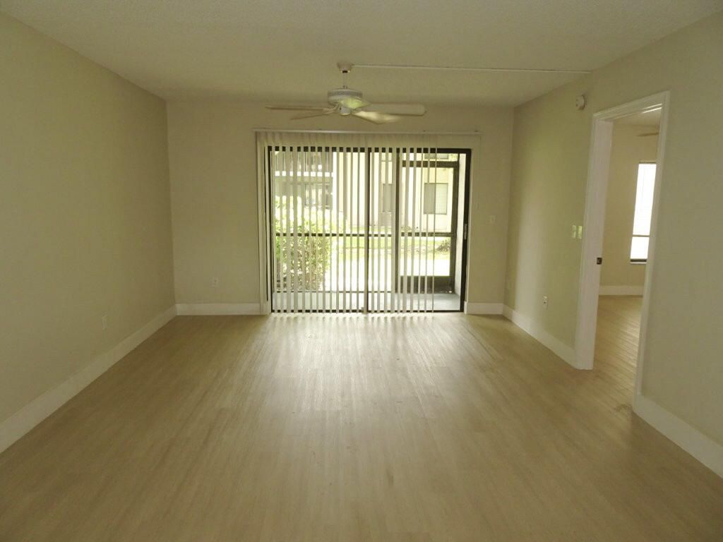 350 Club Circle, Unit 105, Boca Raton, FL 33487 Photo