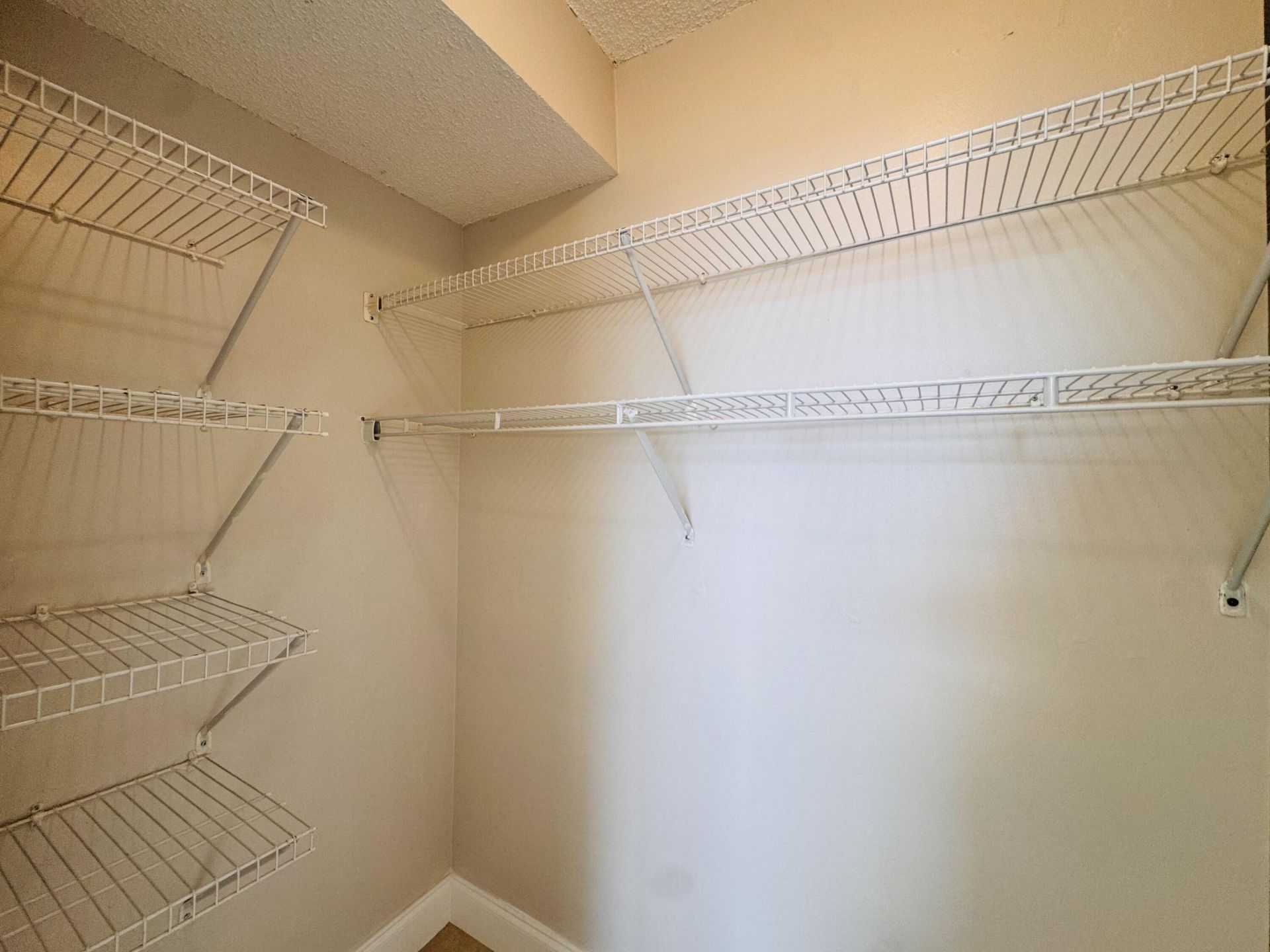 500 Executive Center Drive, Unit 4A, West Palm Beach, FL 33401 Photo