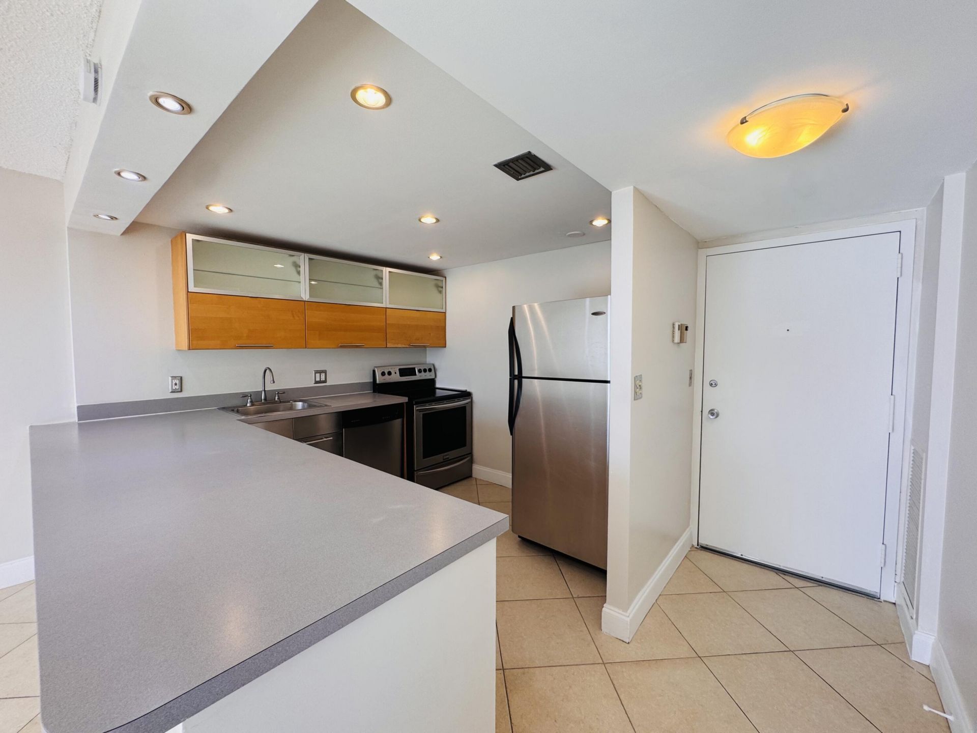 500 Executive Center Drive, Unit 4A, West Palm Beach, FL 33401 Photo