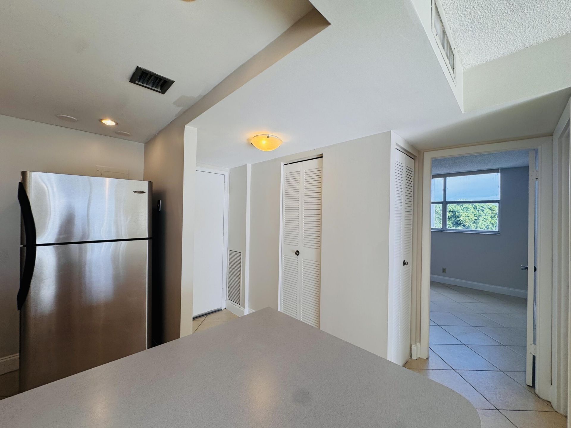 500 Executive Center Drive, Unit 4A, West Palm Beach, FL 33401 Photo