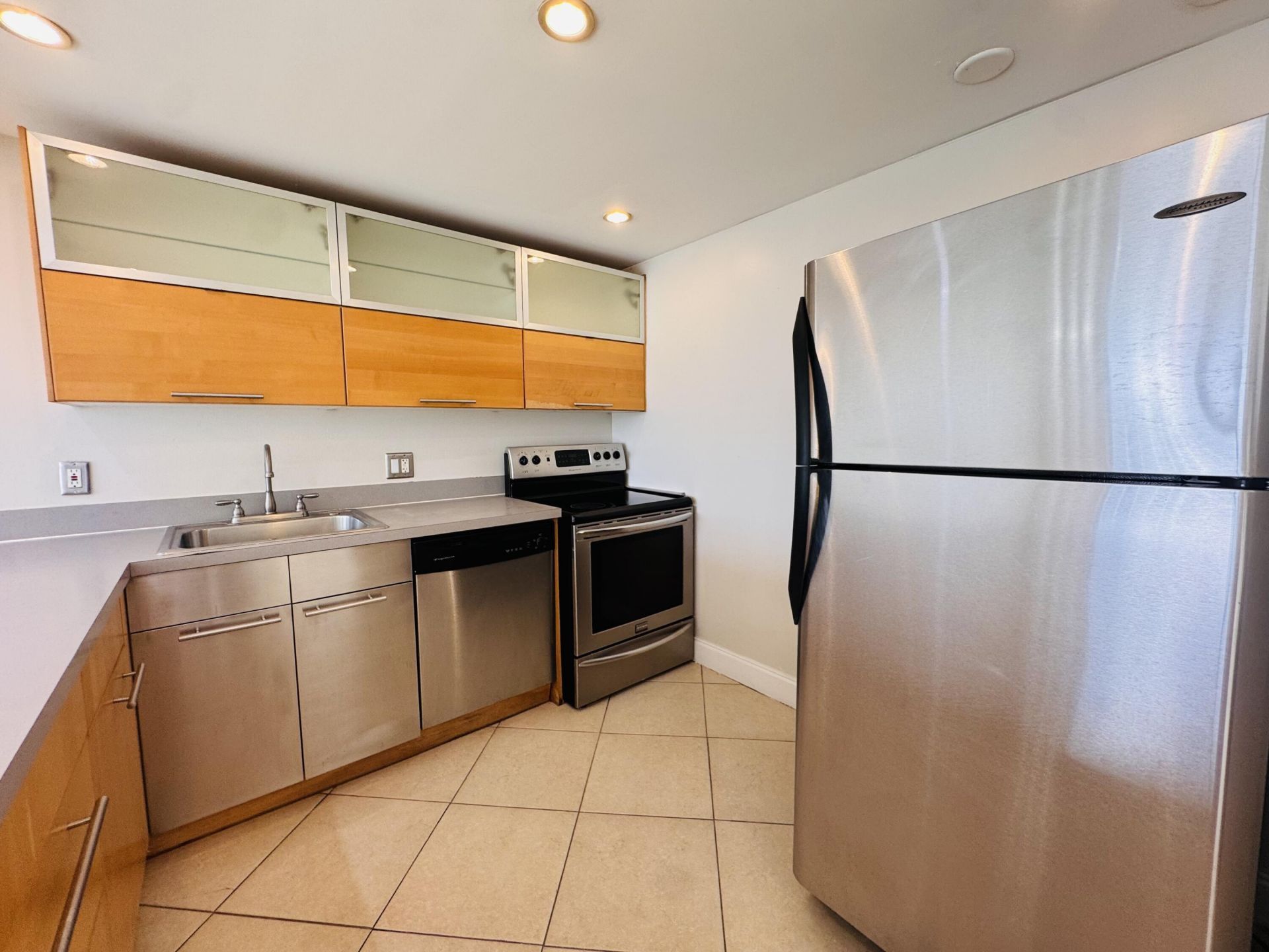 500 Executive Center Drive, Unit 4A, West Palm Beach, FL 33401 Photo