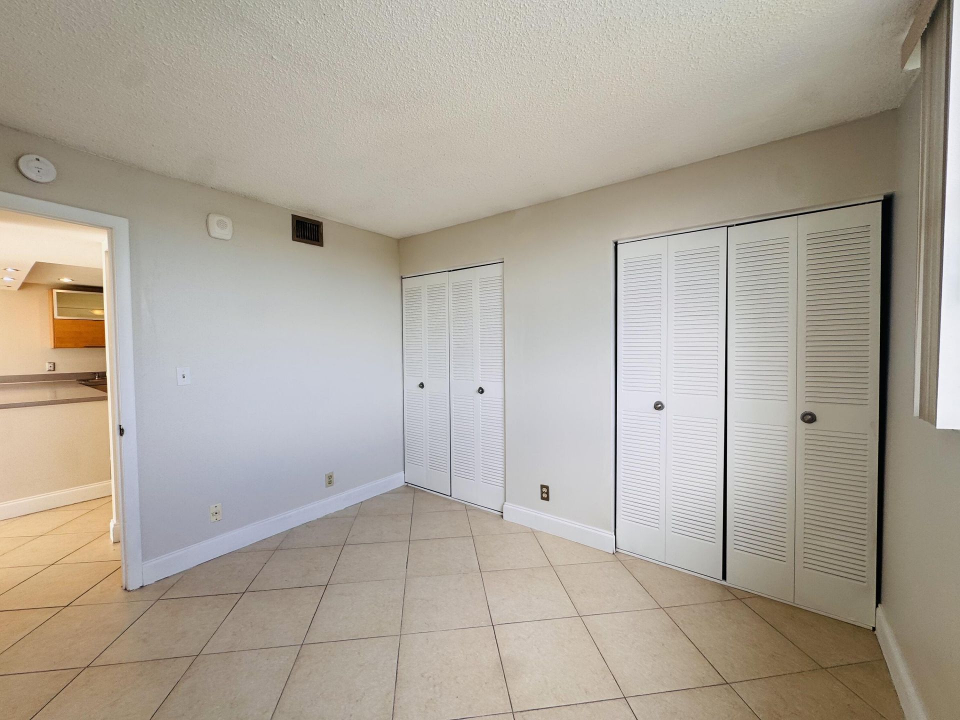 500 Executive Center Drive, Unit 4A, West Palm Beach, FL 33401 Photo