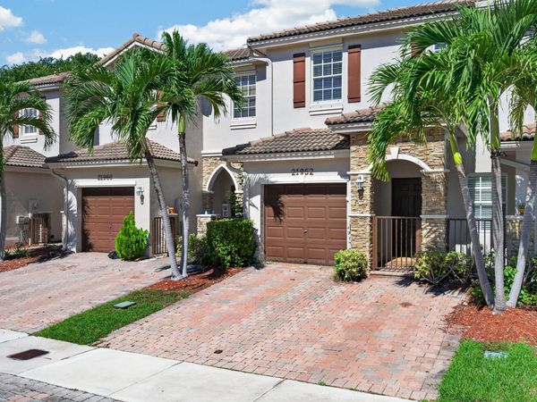 21952 SW 93RD Place, Unit 21952, Cutler Bay, FL 33190