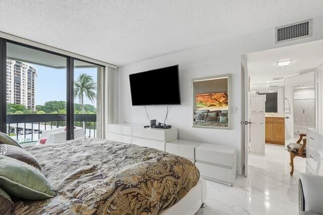 2400 Presidential Way, Unit 301, West Palm Beach, FL 33401 Photo