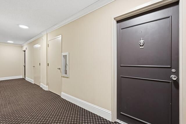 2400 Presidential Way, Unit 301, West Palm Beach, FL 33401 Photo