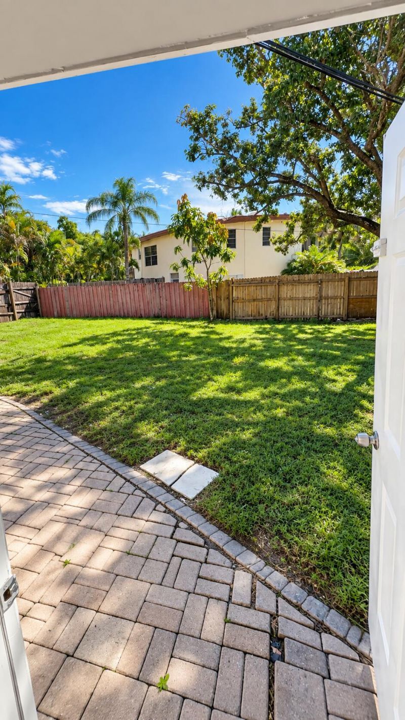 5163 Club Road, Haverhill, FL 33415 Photo