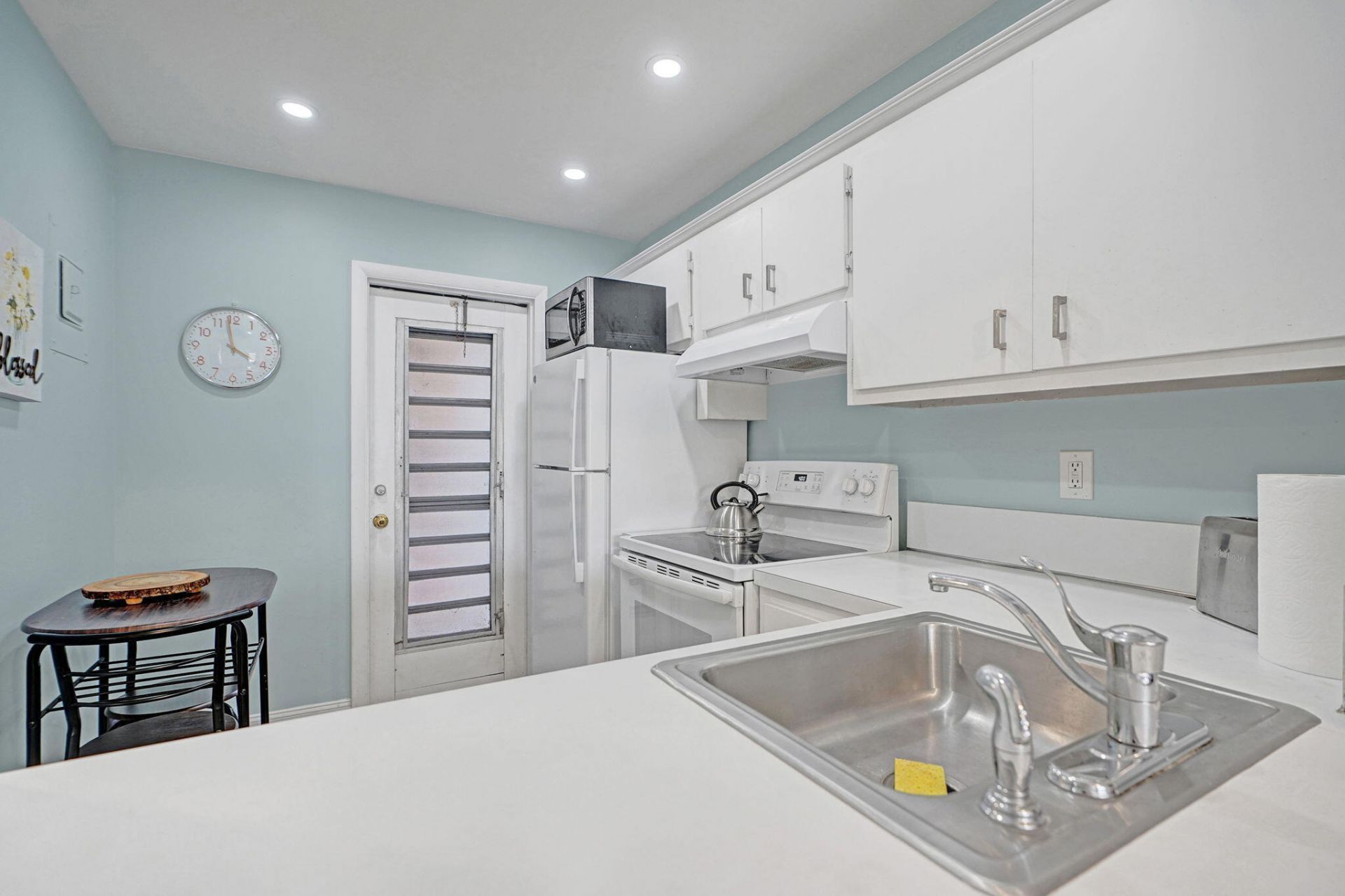 1481 S Ocean Boulevard S, Unit 316A, Lauderdale by the Sea, FL 33062 Photo
