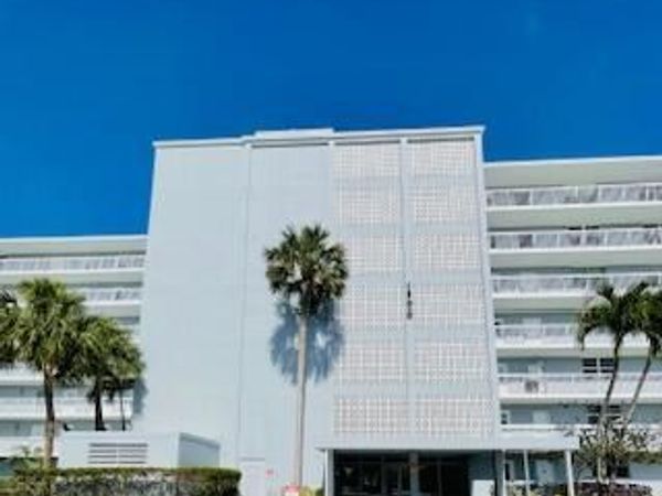 5500 NW 2nd Avenue, Unit 319, Boca Raton, FL 33487