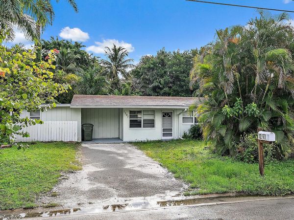 1297 NW Charlie Green Drive, Stuart, FL 34994