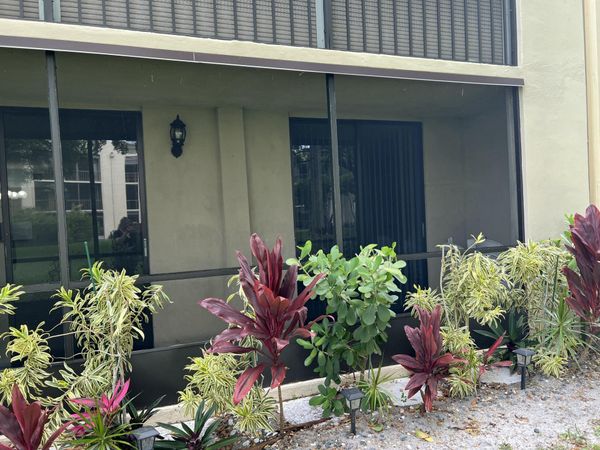 5220 LAS VERDES Circle, Unit 101, Delray Beach, FL 33484
