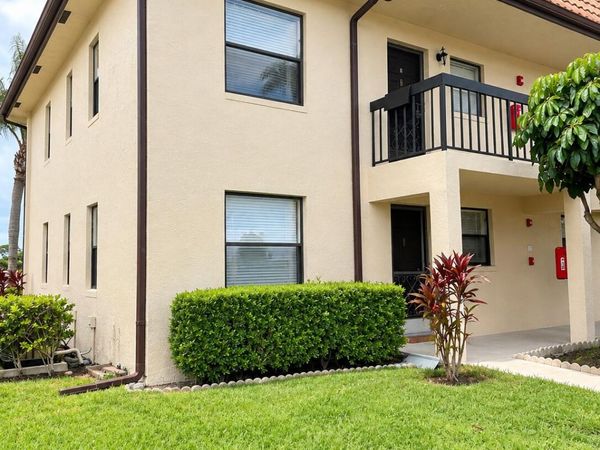 7101 GOLF COLONY Court, Unit 101, Lake Worth, FL 33467