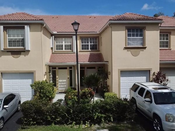 9678 ROYAL PALM Boulevard, Coral Springs, FL 33065