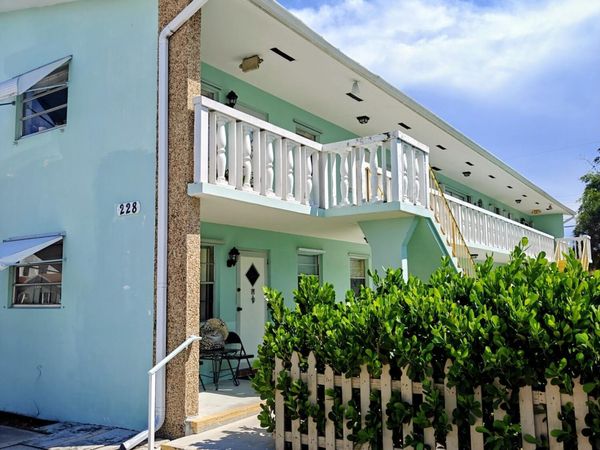 228 N Federal Highway, Lake Worth Beach, FL 33460