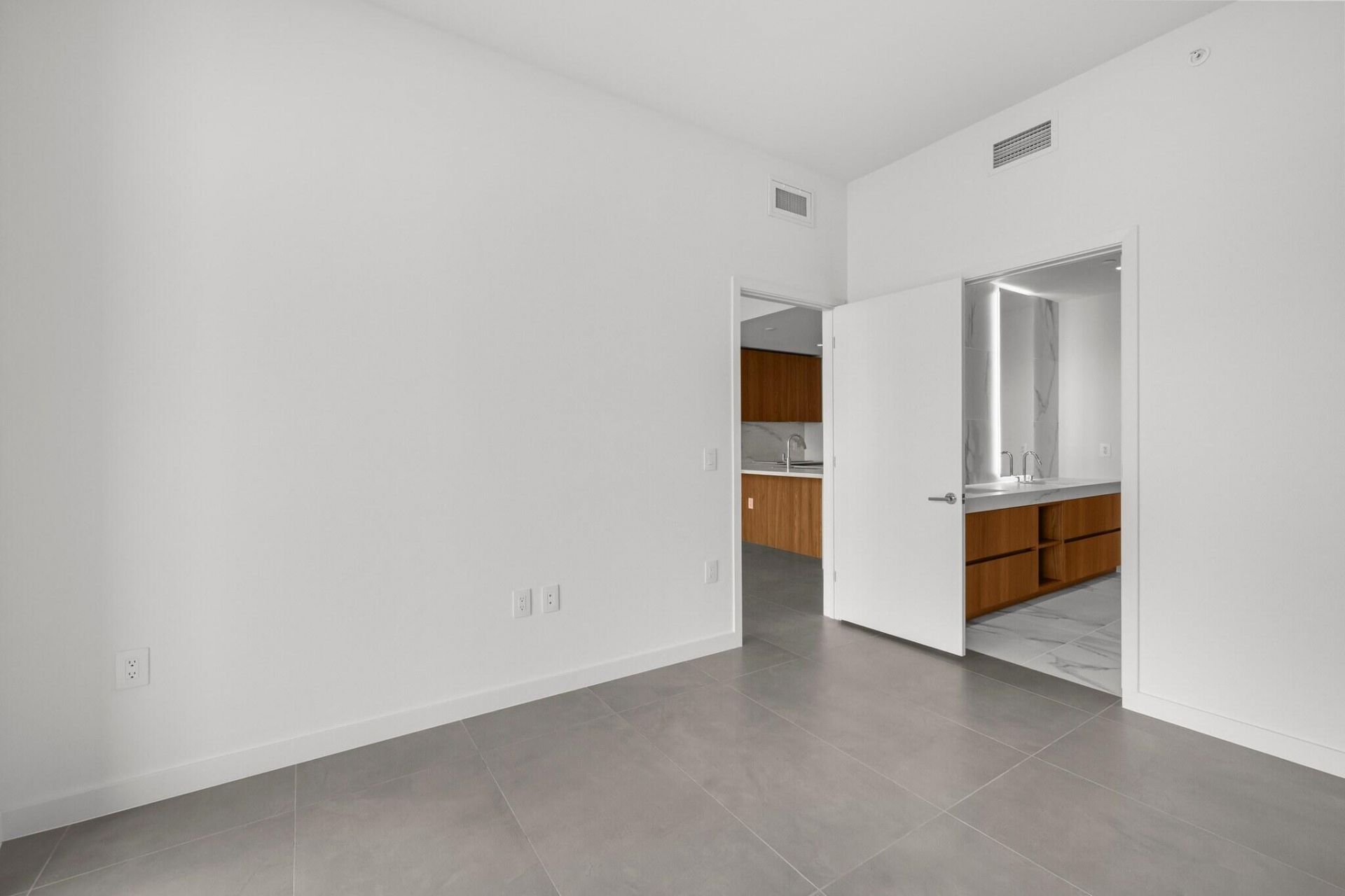 1400 Biscayne Boulevard, Unit 3204, Miami, FL 33132 Photo