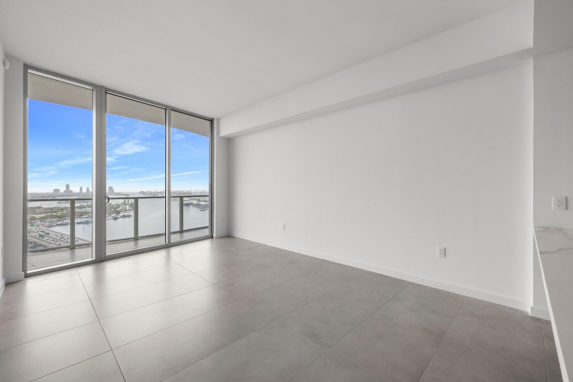 1400 Biscayne Boulevard, Unit 3204, Miami, FL 33132 Photo