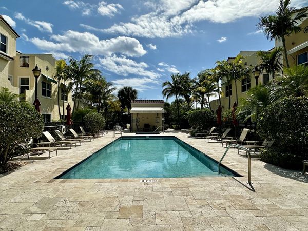 3682 HISTORIC Lane, West Palm Beach, FL 33405