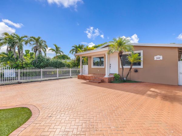242 W 19TH Street, Hialeah, FL 33010