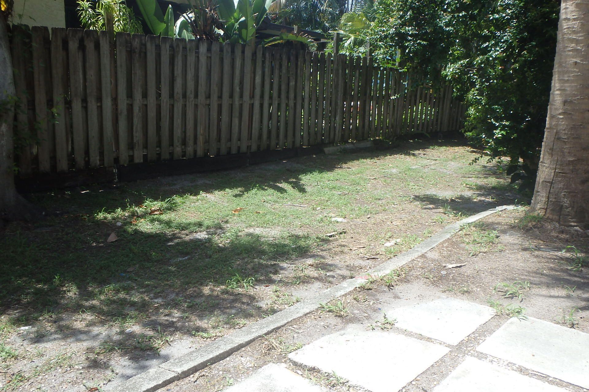 1651 SE 8th Street, Stuart, FL 34996 Photo