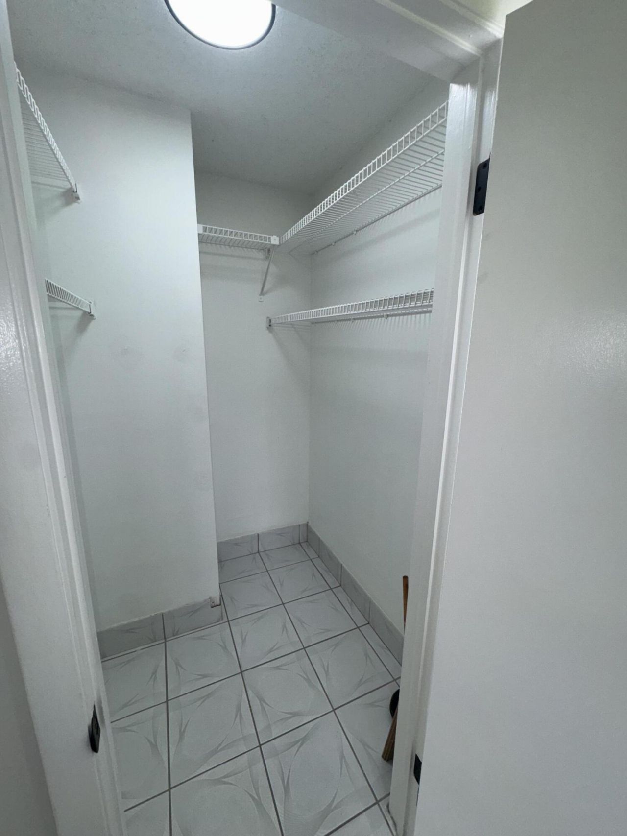 1758 Abbey Road, Unit 102, West Palm Beach, FL 33415 Photo