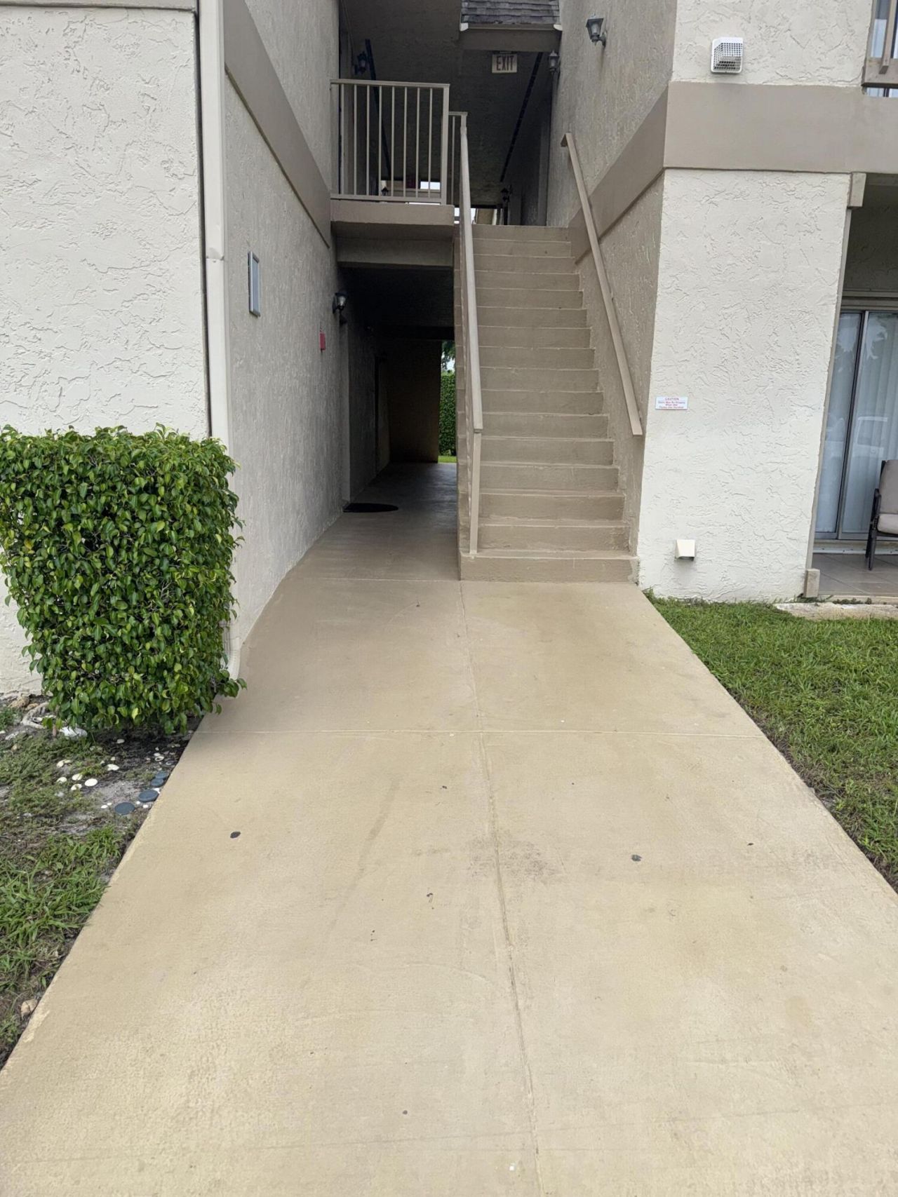 1758 Abbey Road, Unit 102, West Palm Beach, FL 33415 Photo