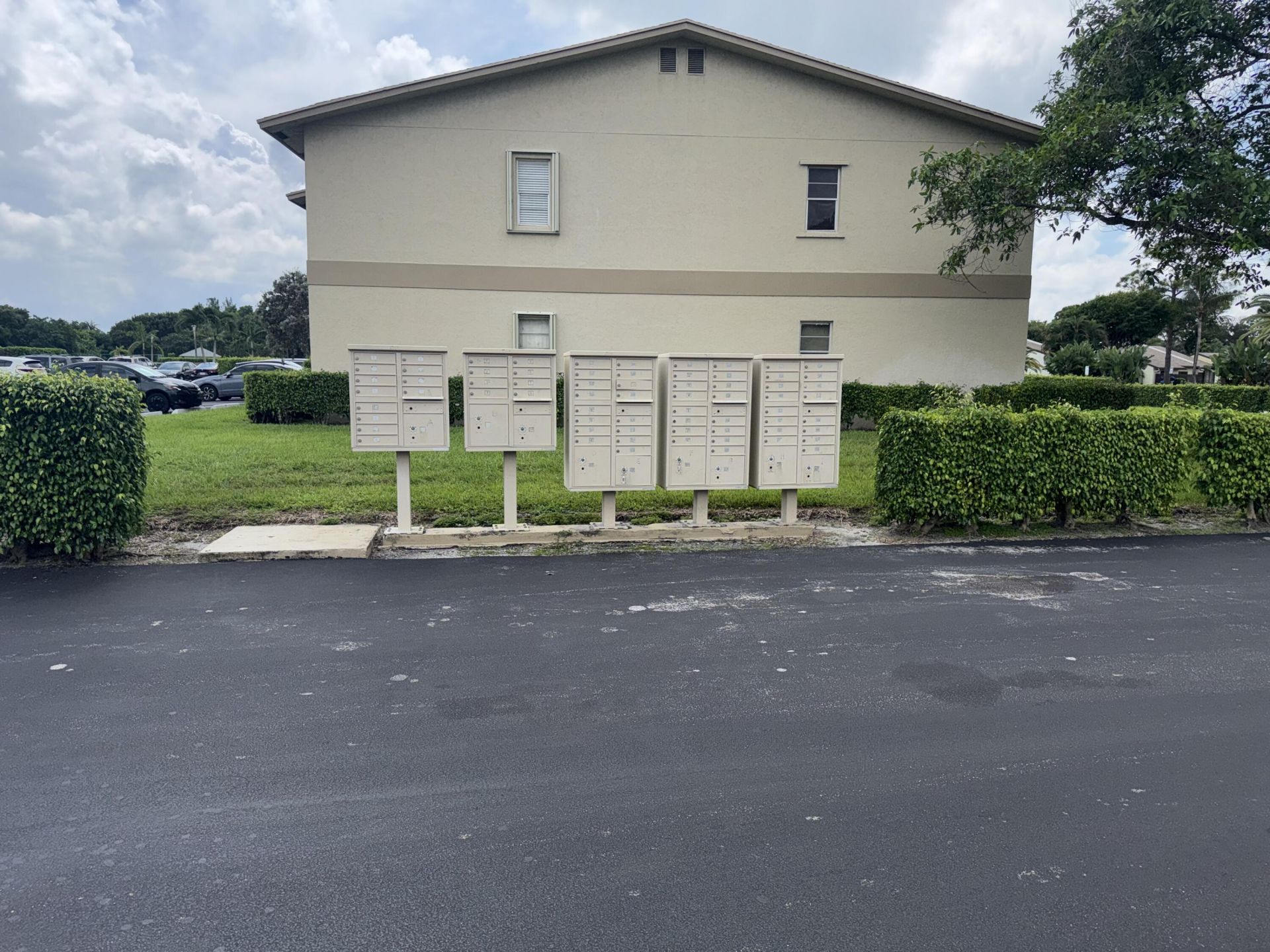 1758 Abbey Road, Unit 102, West Palm Beach, FL 33415 Photo