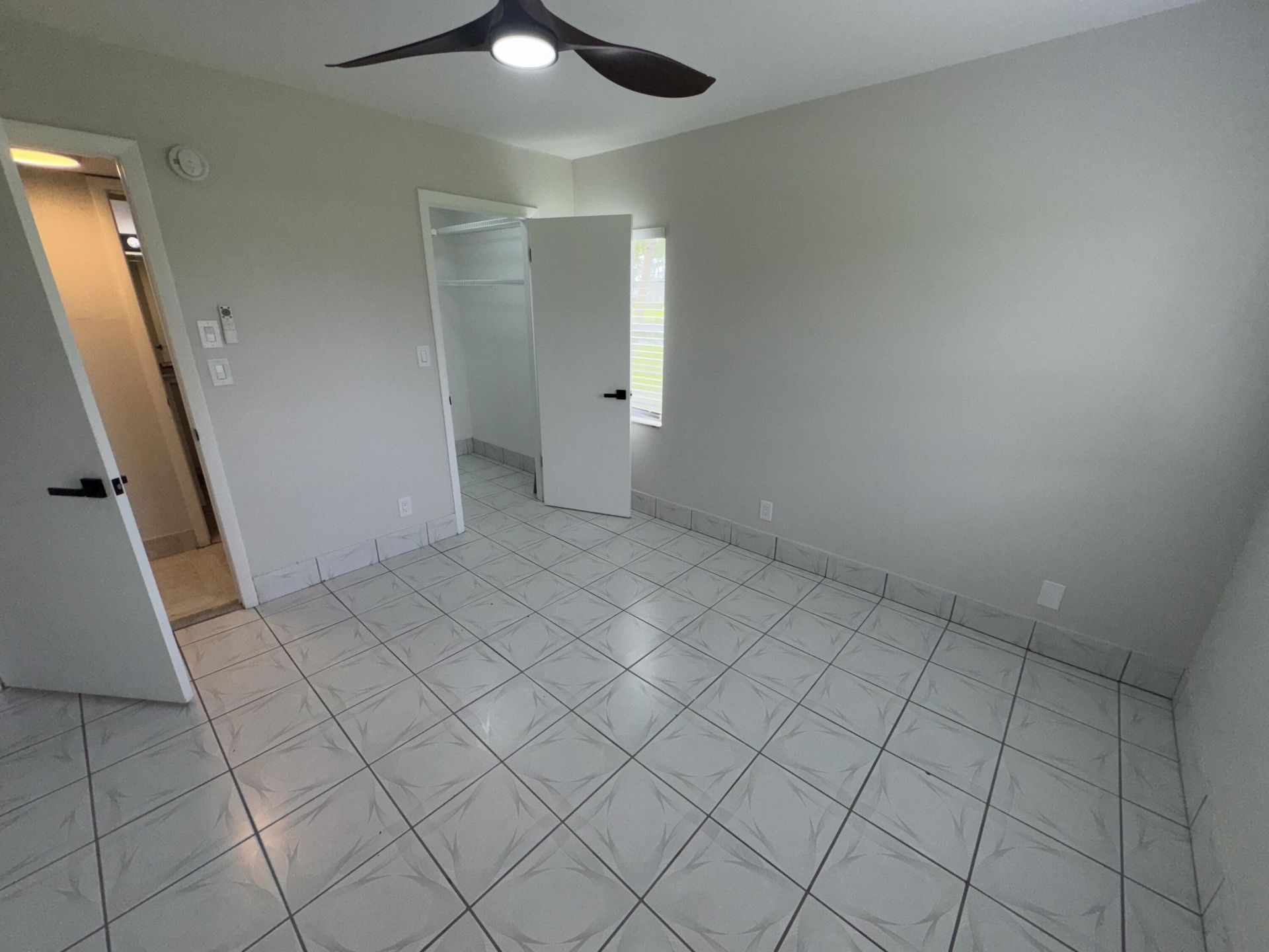 1758 Abbey Road, Unit 102, West Palm Beach, FL 33415 Photo