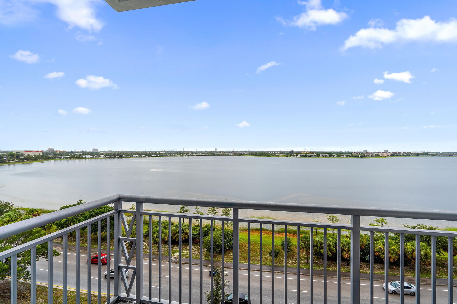 300 S Australian Avenue, Unit 811, West Palm Beach, FL 33401 Photo