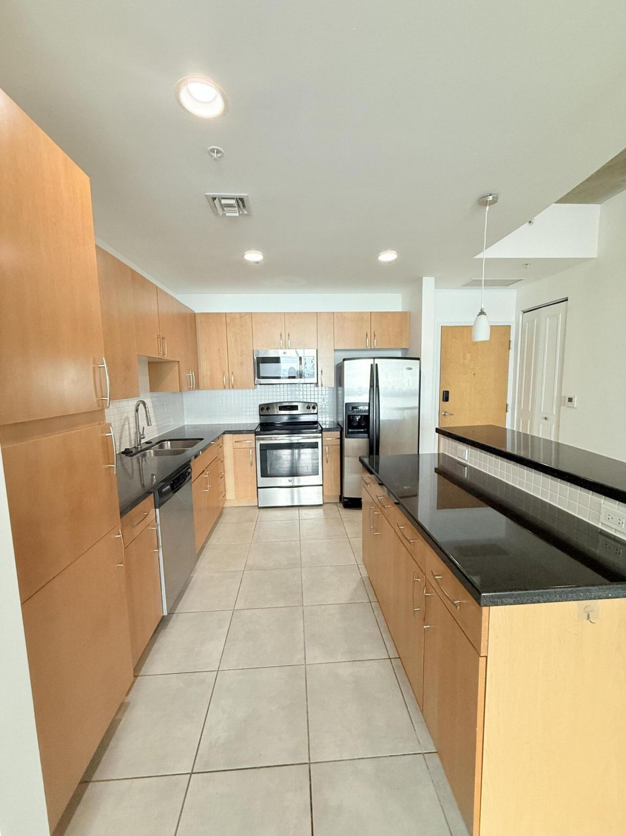 300 S Australian Avenue, Unit 811, West Palm Beach, FL 33401 Photo
