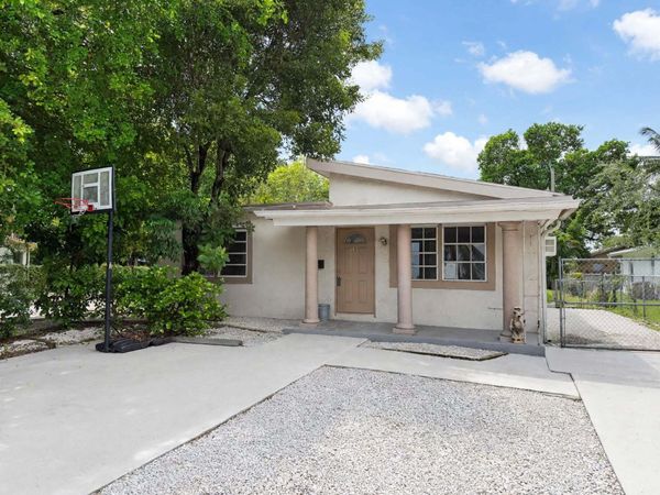 216 NW 12TH Court, Unit 3, Pompano Beach, FL 33060