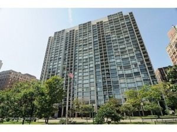 3200 N Lake Shore Drive , Unit 410, Chicago, IL 60657