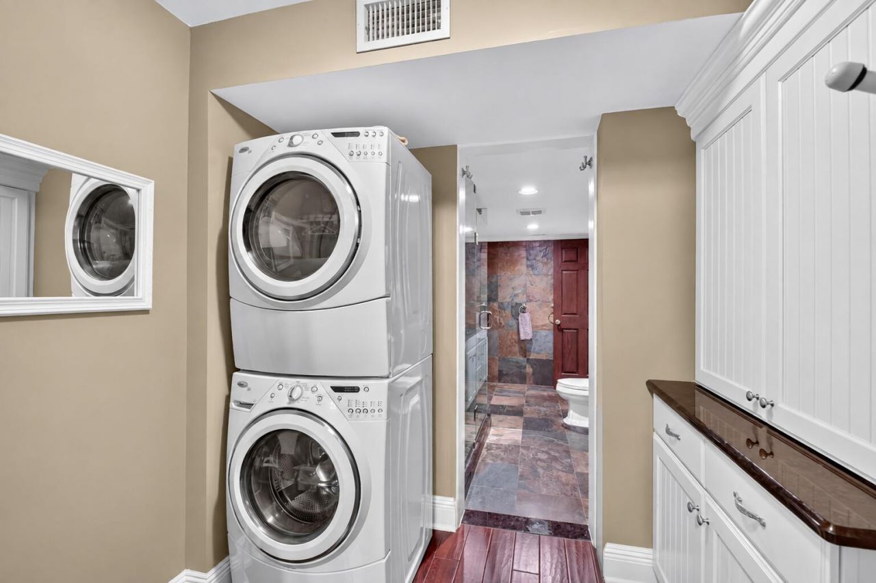 102 Half Moon Circle, Unit F2, Hypoluxo, FL 33462 Photo