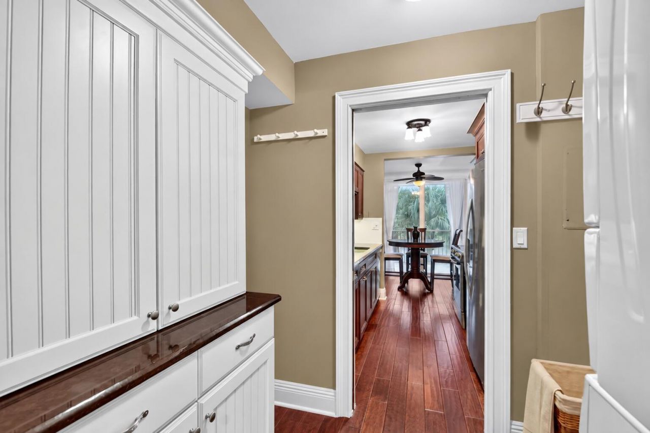 102 Half Moon Circle, Unit F2, Hypoluxo, FL 33462 Photo