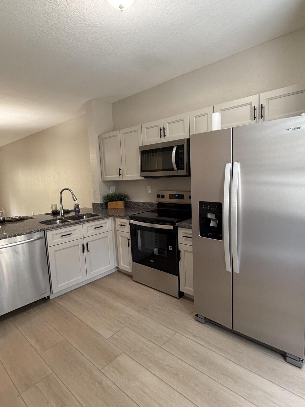 8884 N Isles Circle, Tamarac, FL 33321 Photo