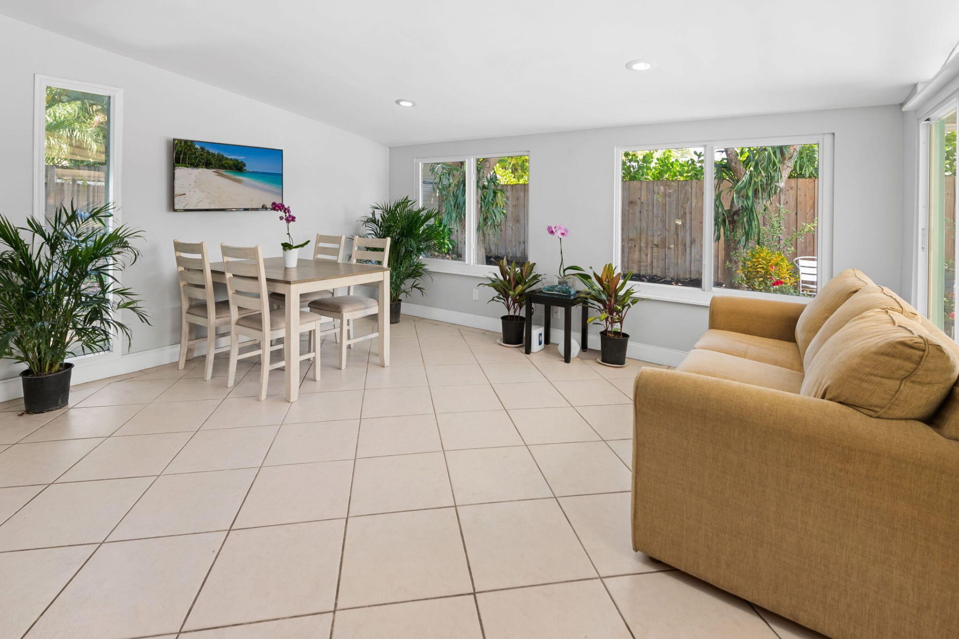 1636 NE 7th Terrace, Fort Lauderdale, FL 33305 Photo