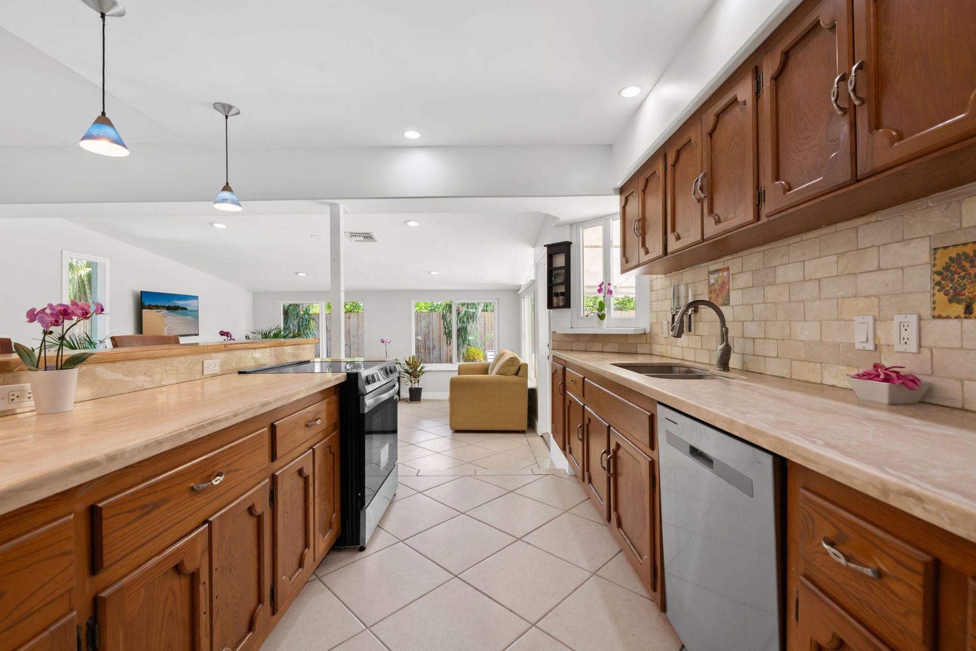 1636 NE 7th Terrace, Fort Lauderdale, FL 33305 Photo