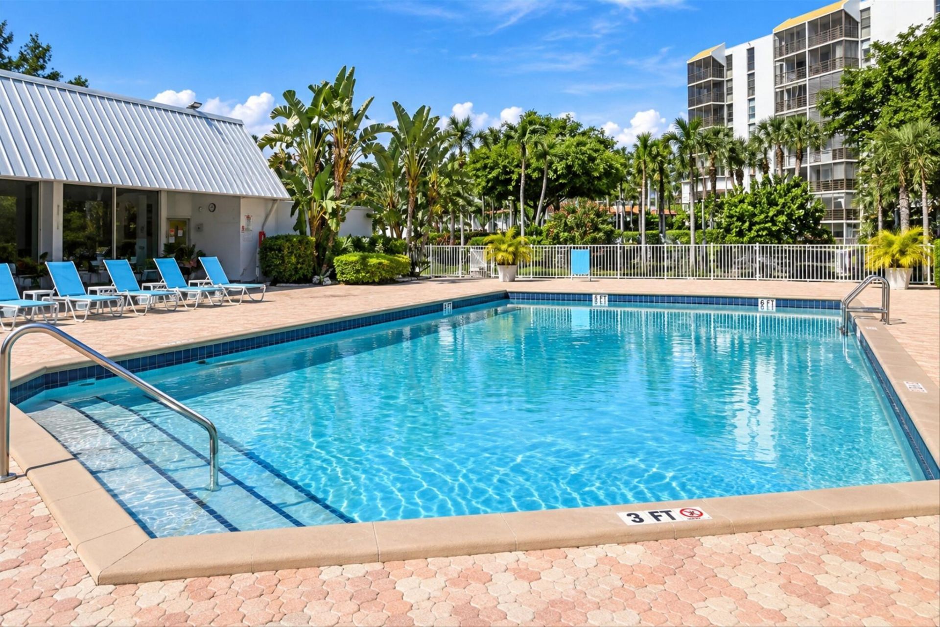20400 W Country Club Drive, Unit 609, Aventura, FL 33180 Photo