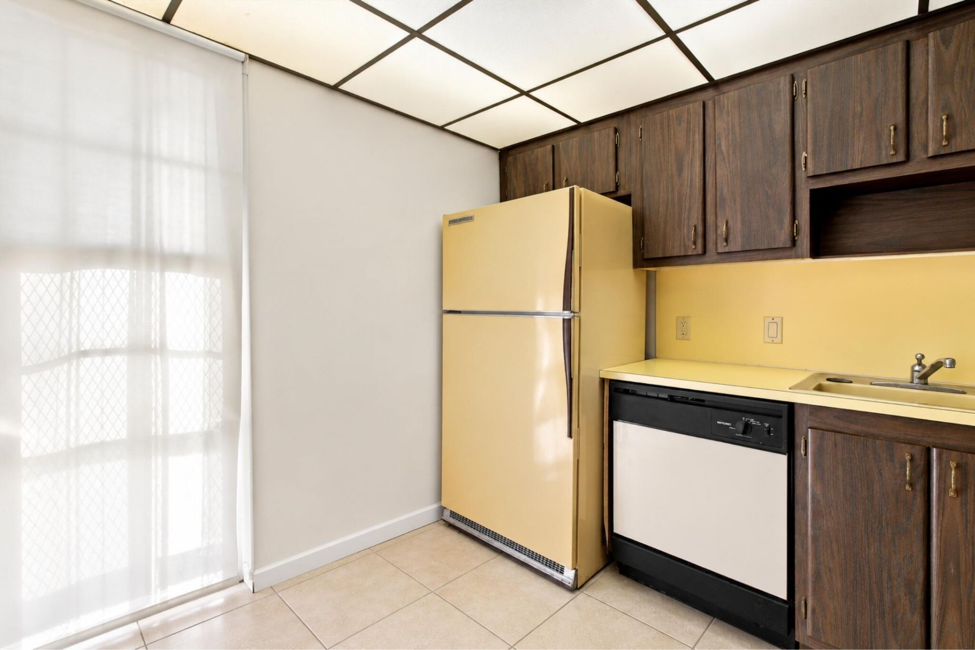 20400 W Country Club Drive, Unit 609, Aventura, FL 33180 Photo