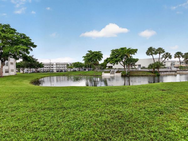 8100 Sunrise Lakes Boulevard, Unit 109, Sunrise, FL 33322