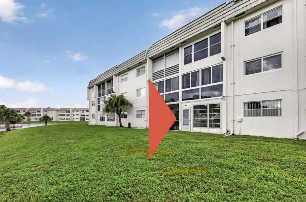 8100 Sunrise Lakes Boulevard, Unit 109, Sunrise, FL 33322 Photo