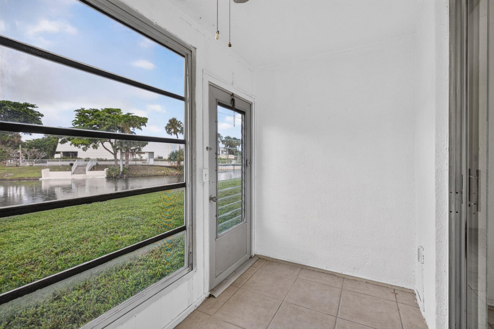 8100 Sunrise Lakes Boulevard, Unit 109, Sunrise, FL 33322 Photo