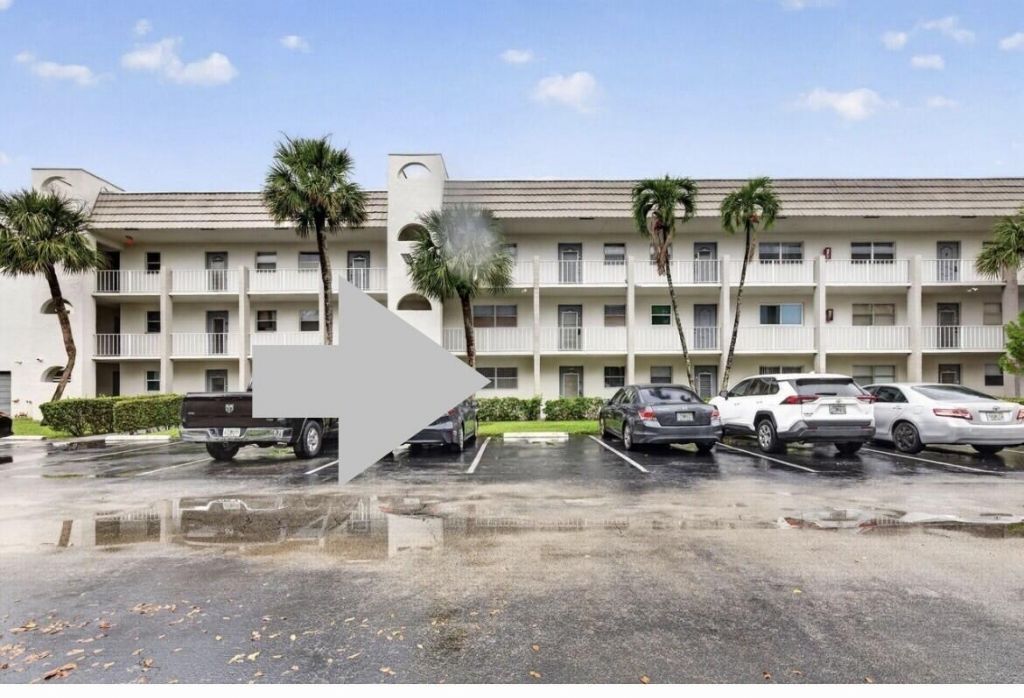 8100 Sunrise Lakes Boulevard, Unit 109, Sunrise, FL 33322 Photo