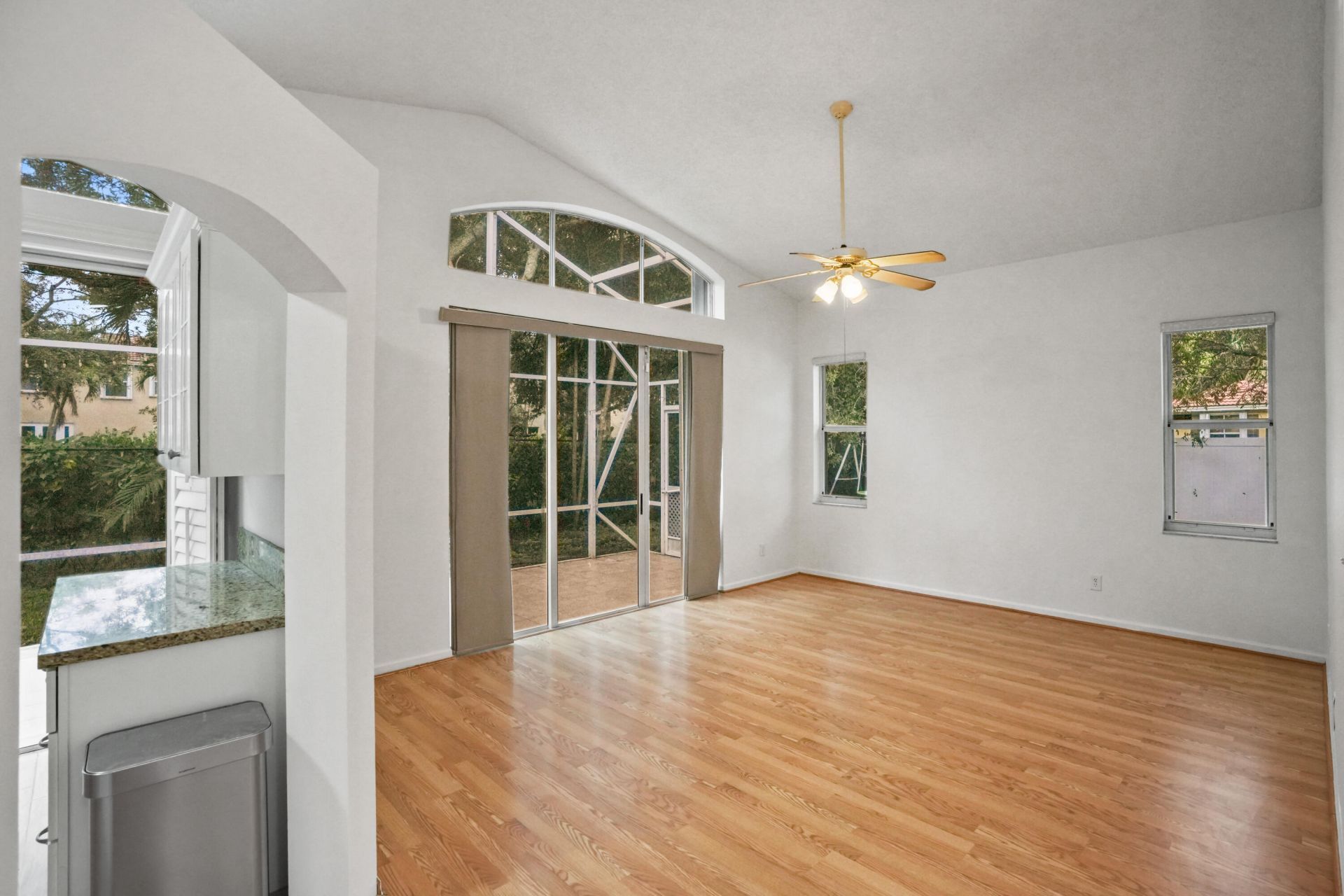 15298 SW 49th Street, Davie, FL 33331 Photo