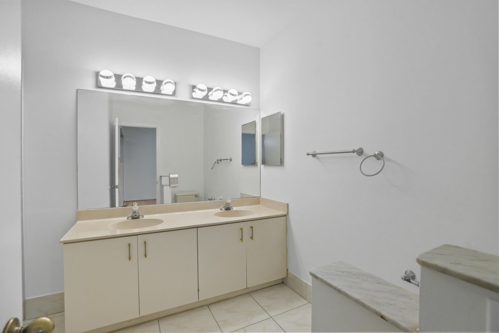 15298 SW 49th Street, Davie, FL 33331 Photo