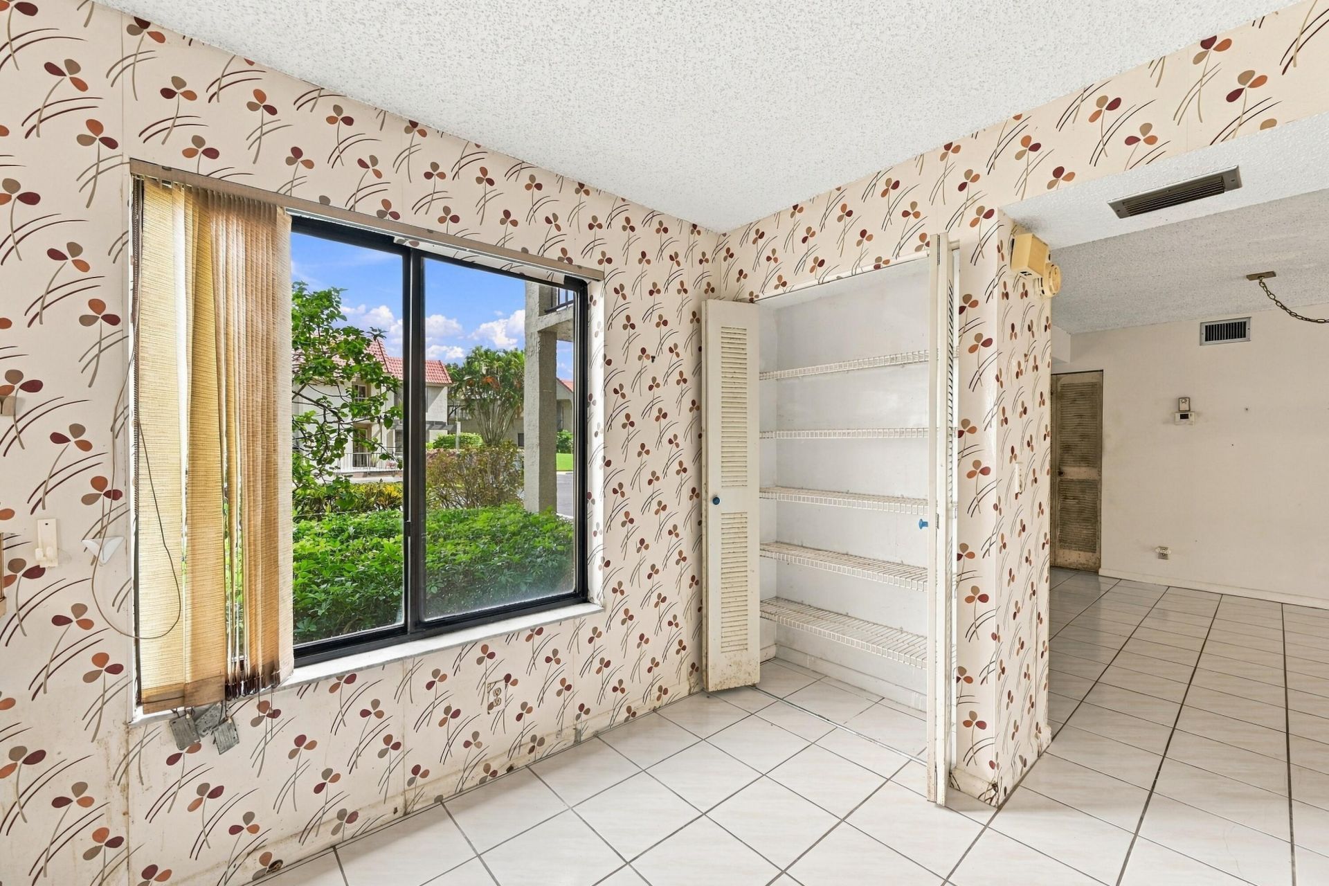 5640 Fairway Park Drive, Unit 101, Boynton Beach, FL 33437 Photo