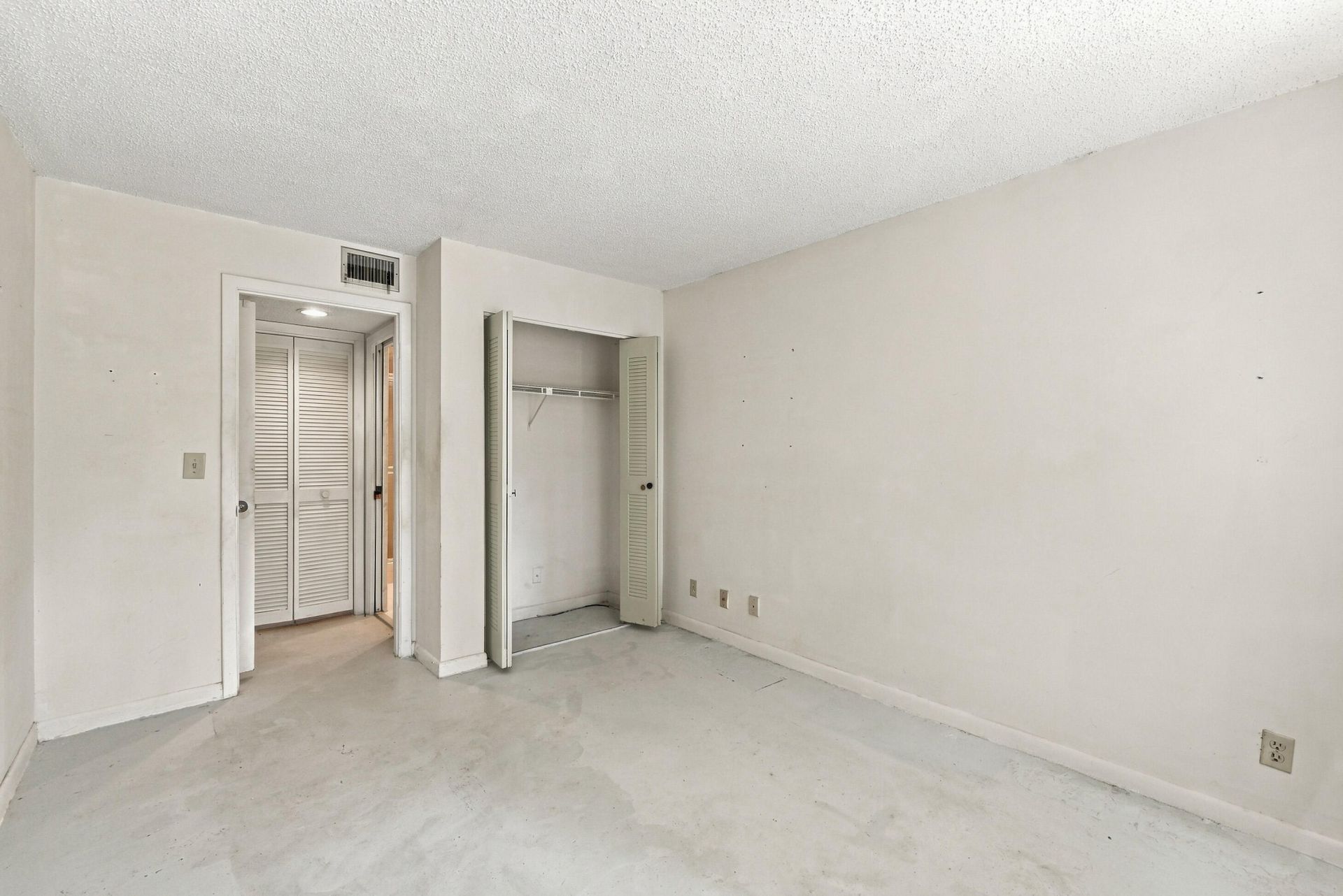 5640 Fairway Park Drive, Unit 101, Boynton Beach, FL 33437 Photo