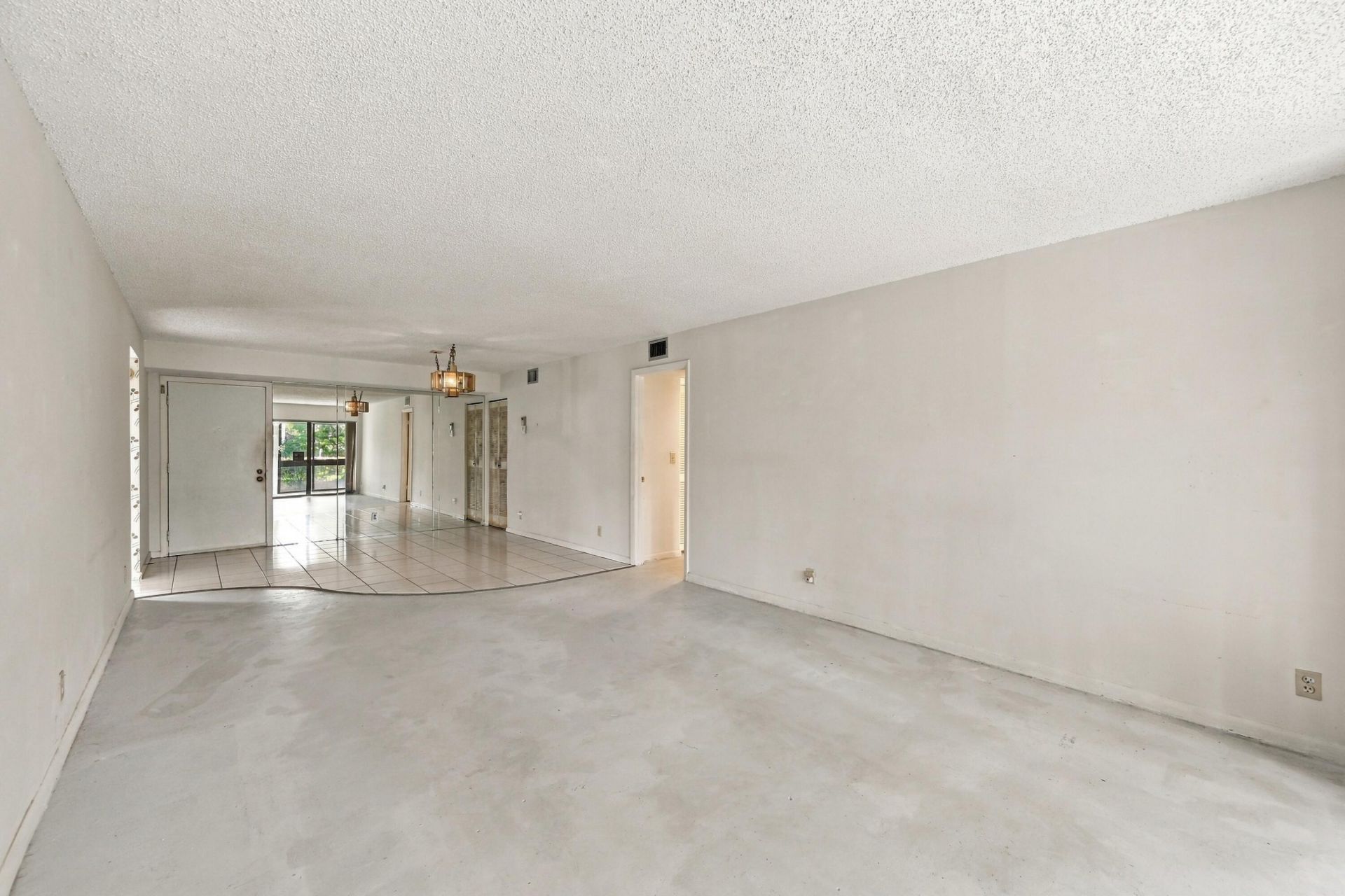 5640 Fairway Park Drive, Unit 101, Boynton Beach, FL 33437 Photo