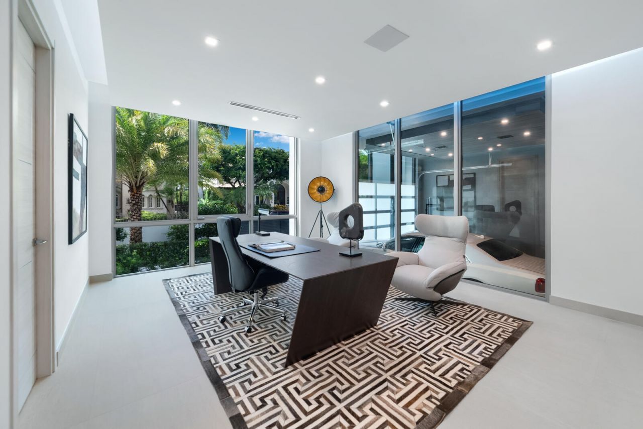 414 Royal Plaza Drive, Fort Lauderdale, FL 33301 Photo
