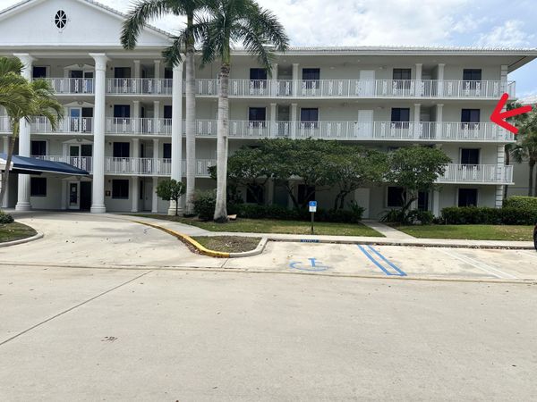 2761 Village Boulevard, Unit 306, West Palm Beach, FL 33409
